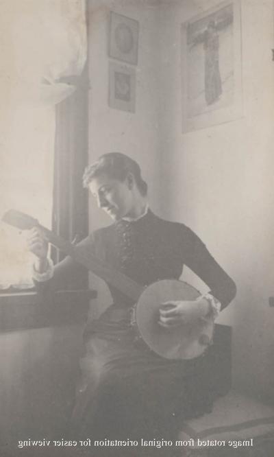 Rebecca Dodge with banjo Photograph